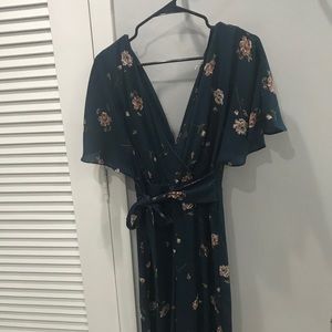 Floral jumpsuit with tie